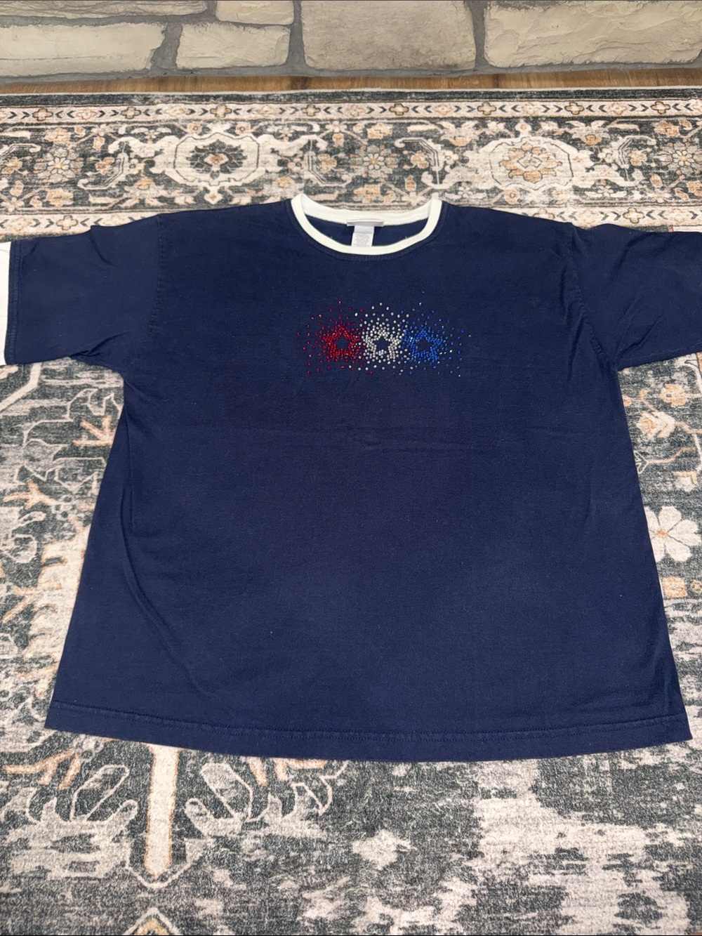 🇺🇸 Woman’s Vintage Navy Short Sleeve Tee with Red-White-Blue Star Accent USA 🇺🇸